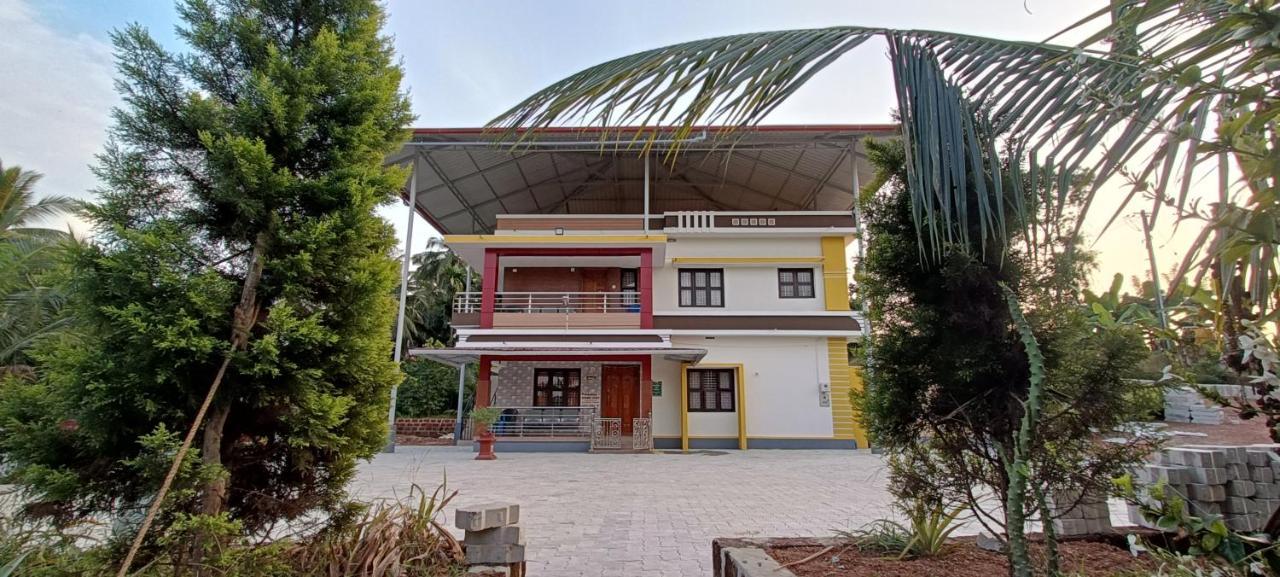 Nisarga Homestay, Dharmasthala Dharmastala Zewnętrze zdjęcie
